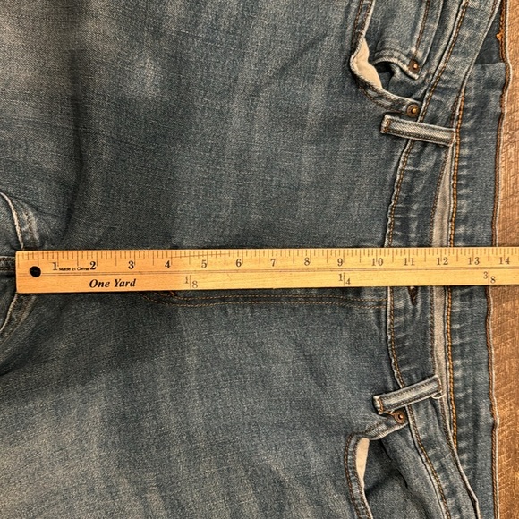 Levi's Men's 541 Athletic Taper Jeans Raw Hem Medium Wash Size 40x30 - Picture 4 of 6